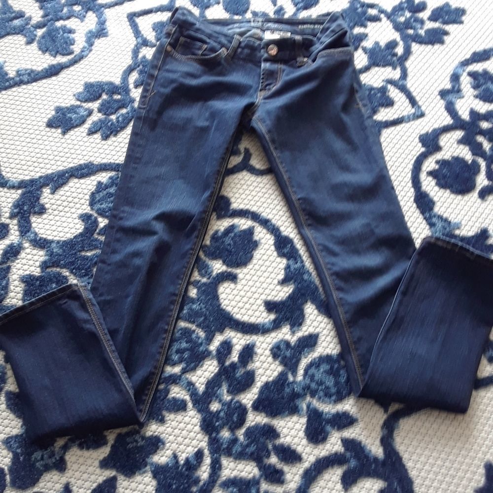 Women's Blue Jeans - Picture 3 of 4